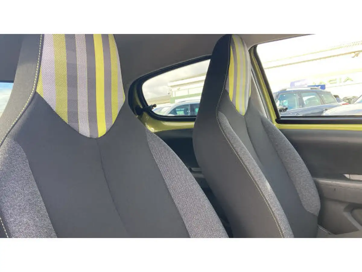 2019-peugeot-108-10-collection-hatchback-2-tronic-big-29