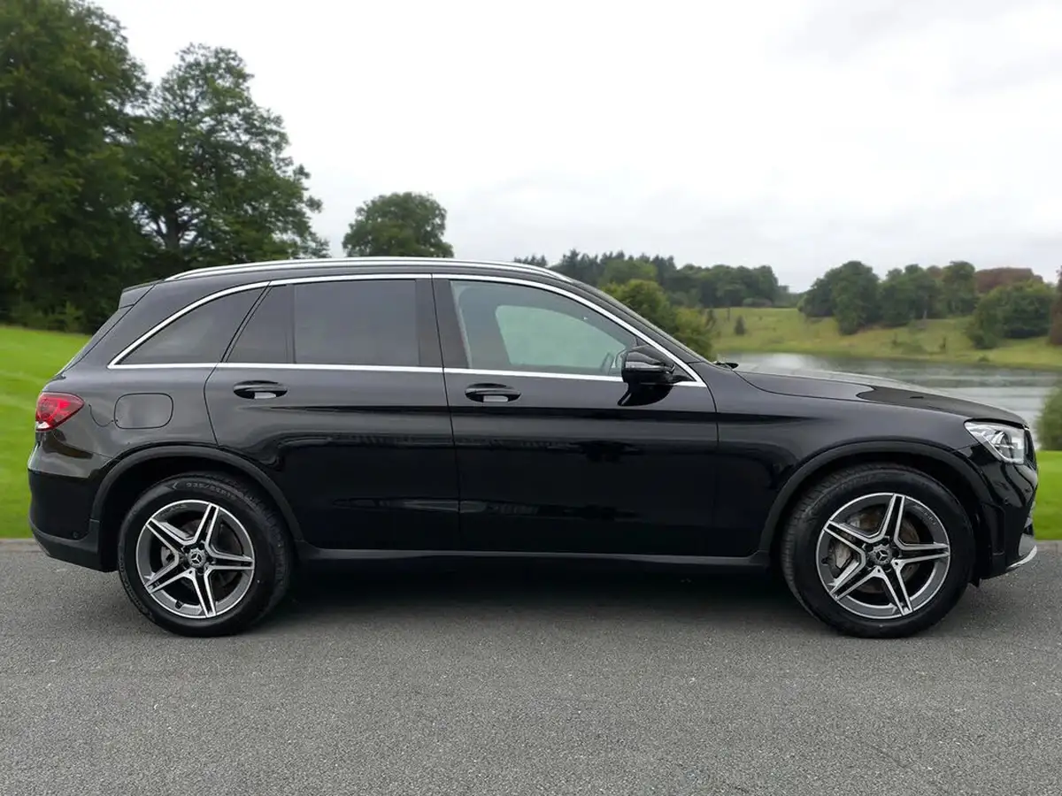 2019-mercedes-benz-glc-class-20d-glc220d-amg-line-station-wagon-5d-4matic-plus-big-1