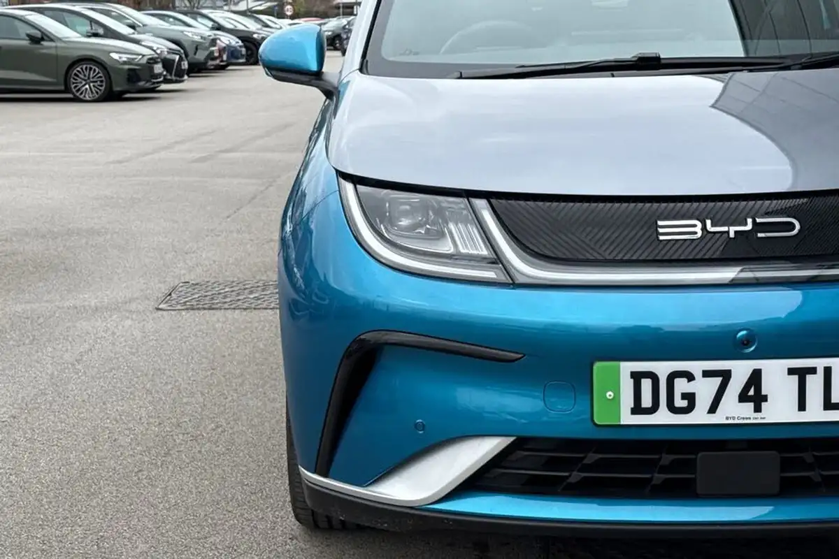 2025-byd-dolphin-e-design-big-23