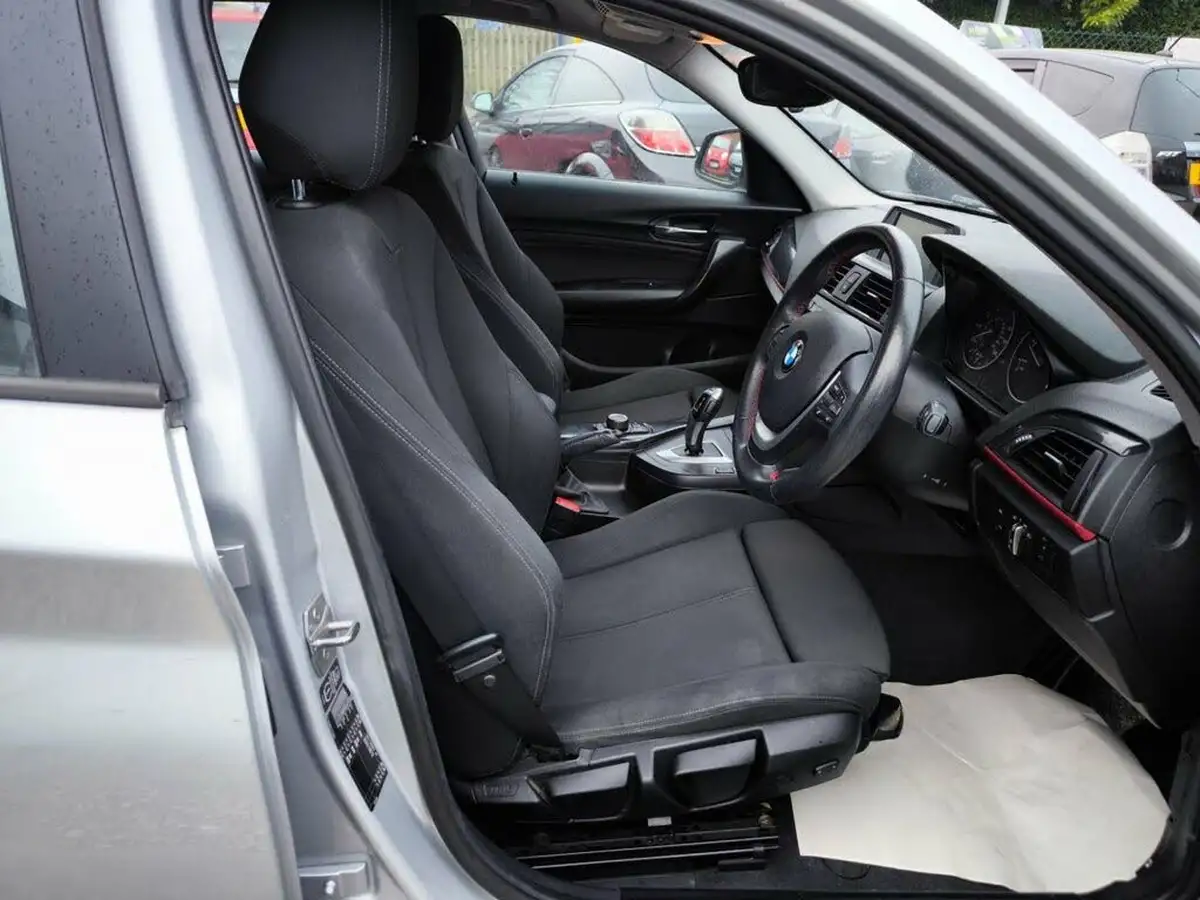 2015-bmw-1-series-20td-118d-sport-143bhp-5d-auto-big-15