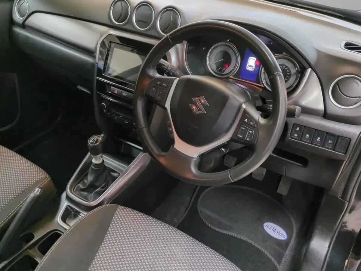 2021-suzuki-vitara-14-boosterjet-sz-t-big-8