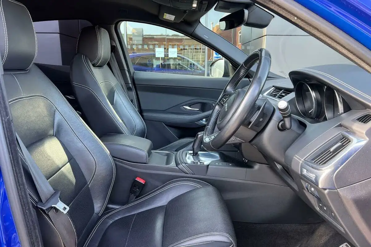 2018-jaguar-e-pace-20-i4d-r-dynamic-s-180ps-awd-auto-big-13
