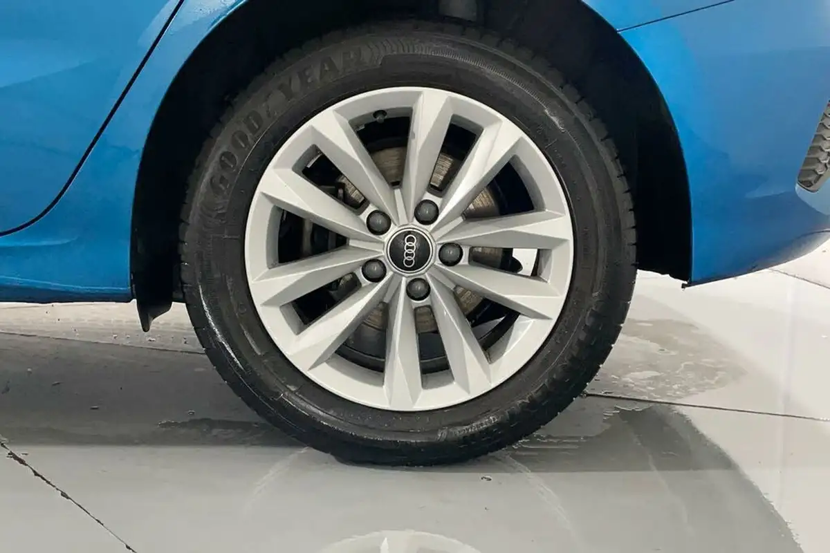 2020-audi-a3-20-35-tdi-technik-big-6