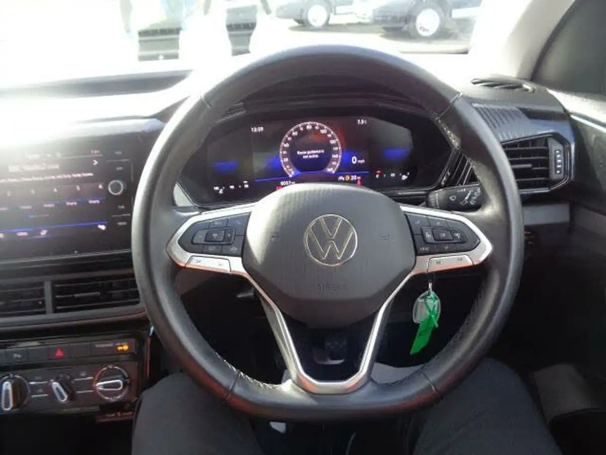 2023-volkswagen-t-cross-10-tsi-black-edition-110ps-big-23