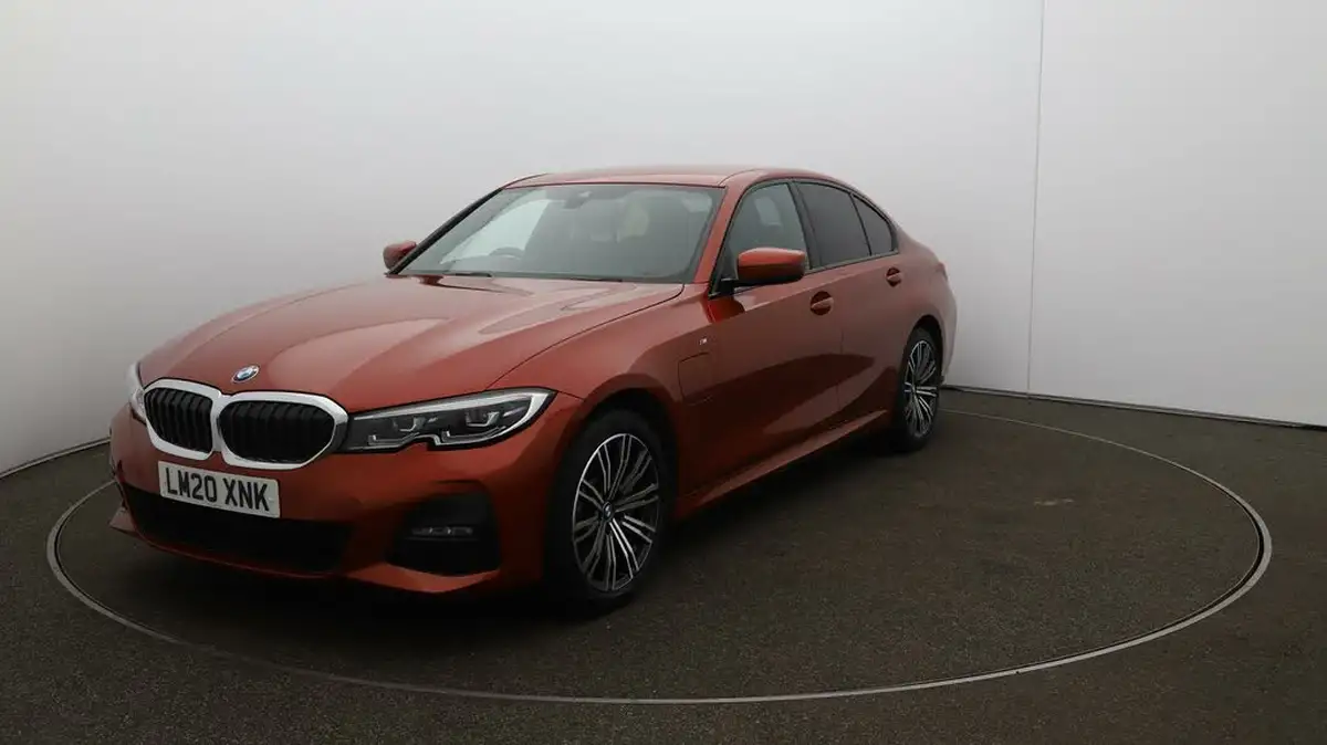 2020-bmw-3-series-20-330e-m-sport-tech-pack-saloon-4d-big-36