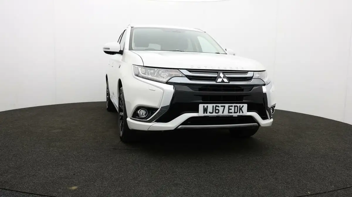2017-mitsubishi-outlander-20-4h-phev-big-49