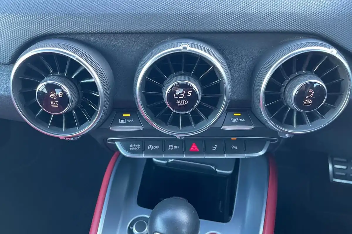 2017-audi-tts-20-tfsi-quattro-tts-black-edition-coupe-s-tronic-big-21