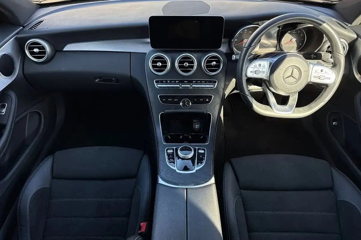 2019-mercedes-benz-c-class-20-c300-amg-line-coupe-2d-big-32