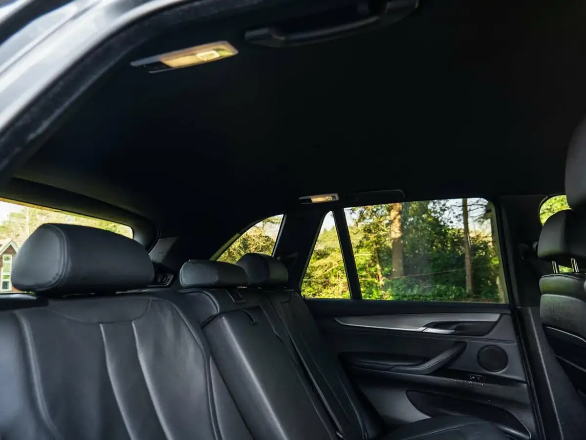 2013-bmw-x5-44-xdrive50i-m-sport-449bhp-big-16