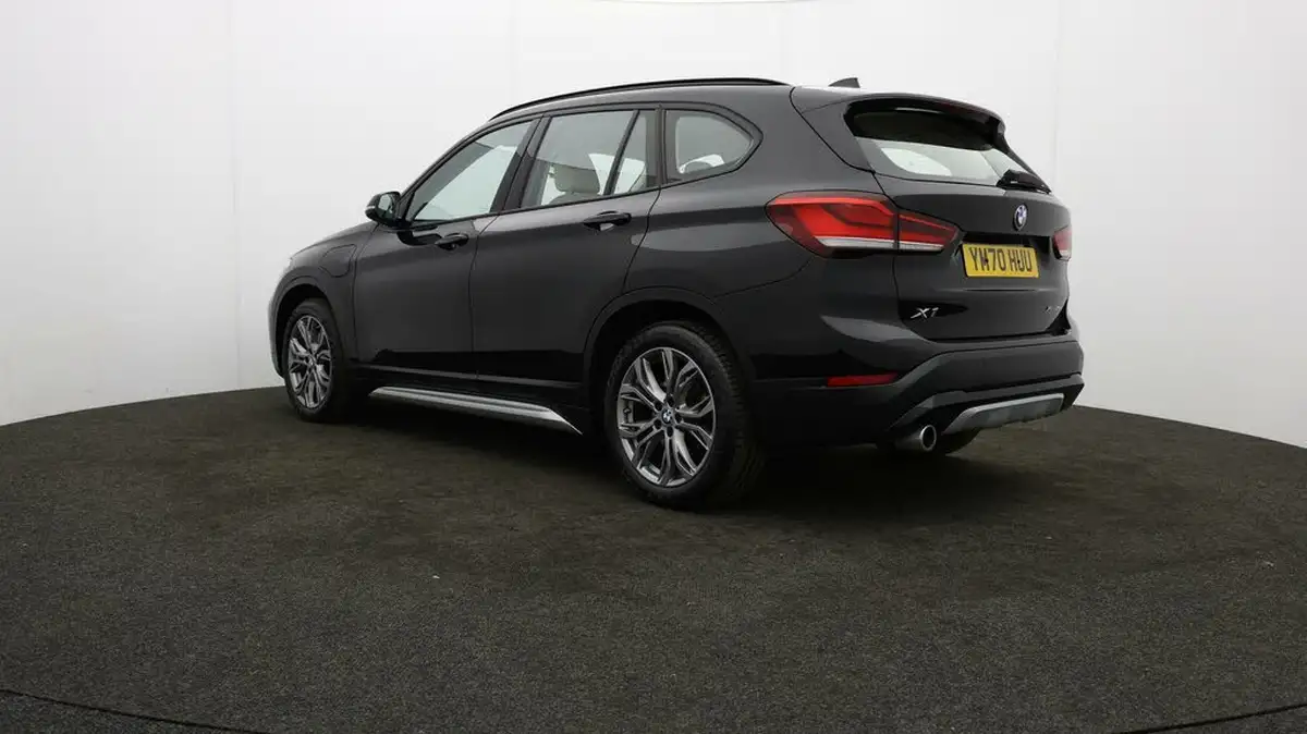 2021-bmw-x1-15-xdrive-25e-phev-xline-big-75