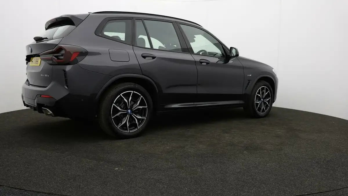 2021-bmw-x3-20-xdrive-30e-m-sport-big-27