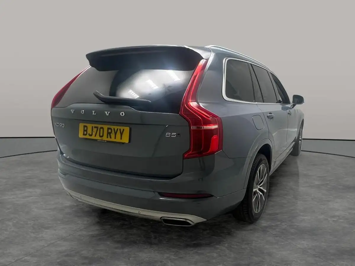 2020-volvo-xc90-20td-b5-momentum-big-7