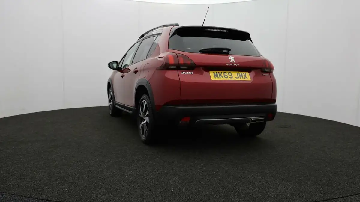 2019-peugeot-2008-suv-12-puretech-gt-line-110bhp-eat6-big-74