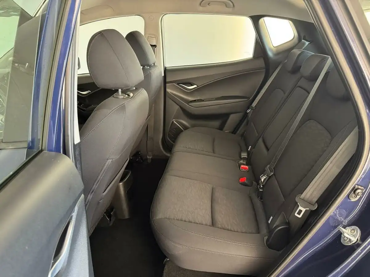 2019-hyundai-ix20-16-se-auto-big-13