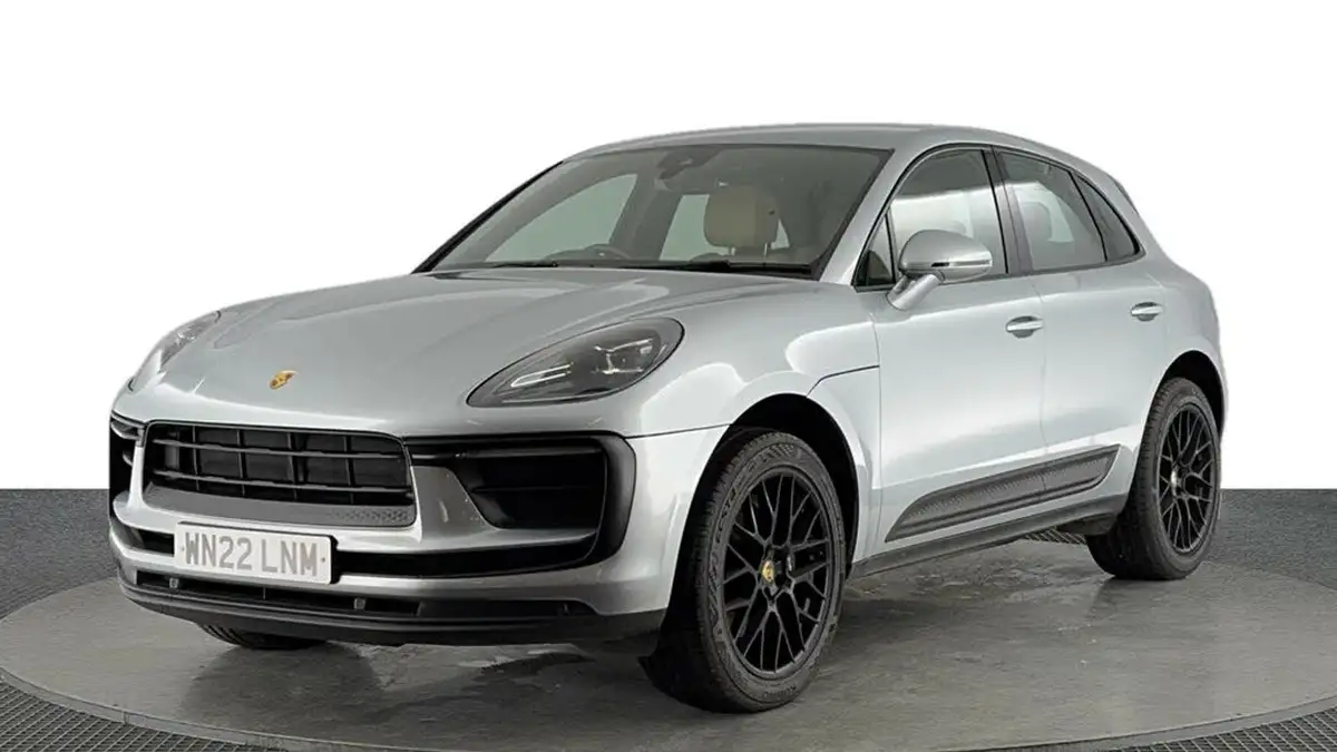2022-porsche-macan-20-big-0