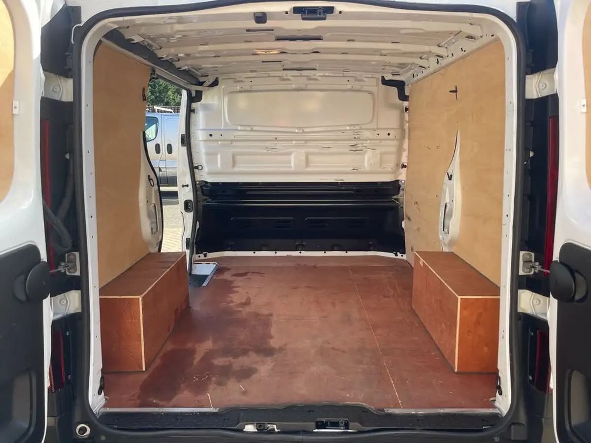 2022-renault-trafic-20dci-sl28-130-business-big-45