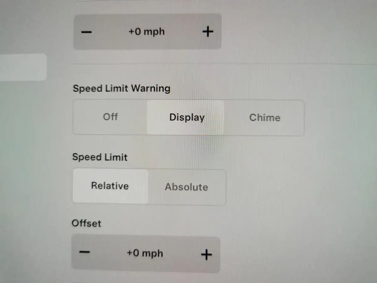 2022-tesla-model-y-e-long-range-big-20