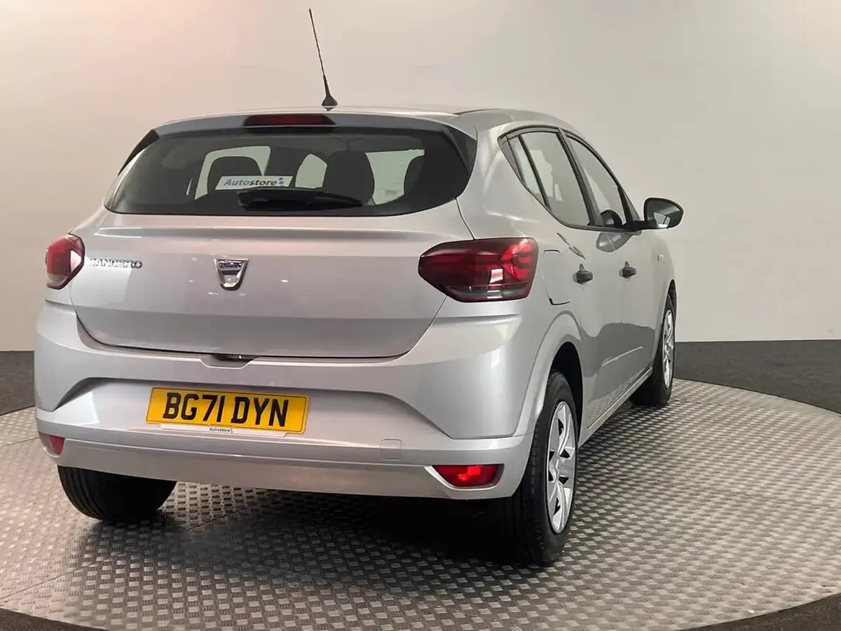 2021-dacia-sandero-10-tce-essential-90bhp-big-7