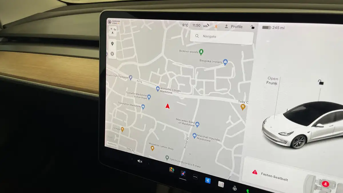2021-tesla-model-3-e-long-range-awd-big-27