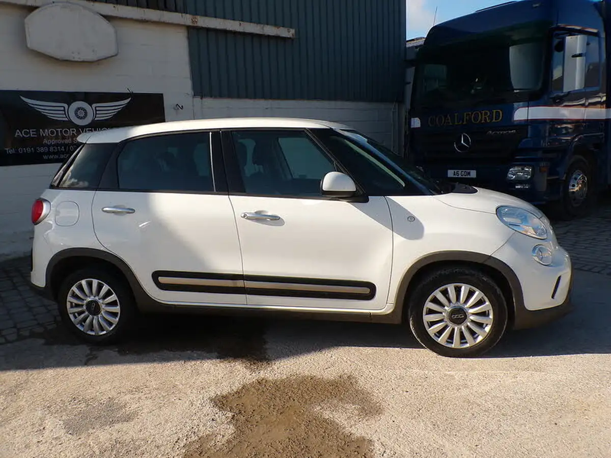 2016-fiat-500l-13-multijet-trekking-95bhp-big-7