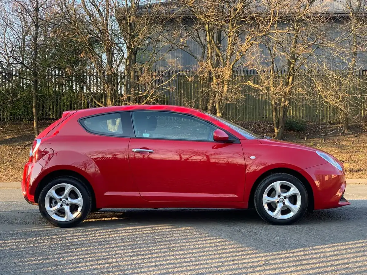 2017-alfa-romeo-mito-14-big-3