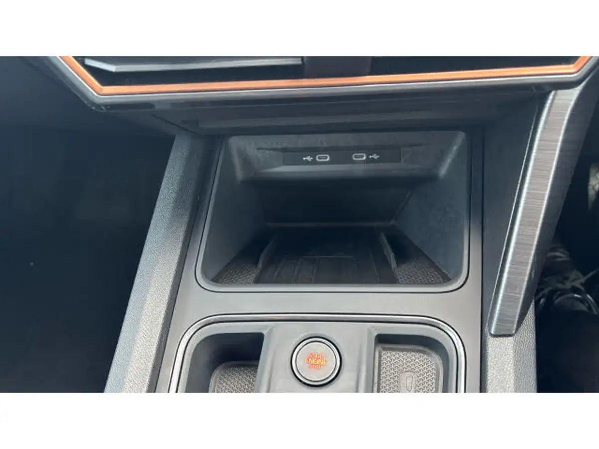 2024-cupra-formentor-14-e-hybrid-v2-big-31