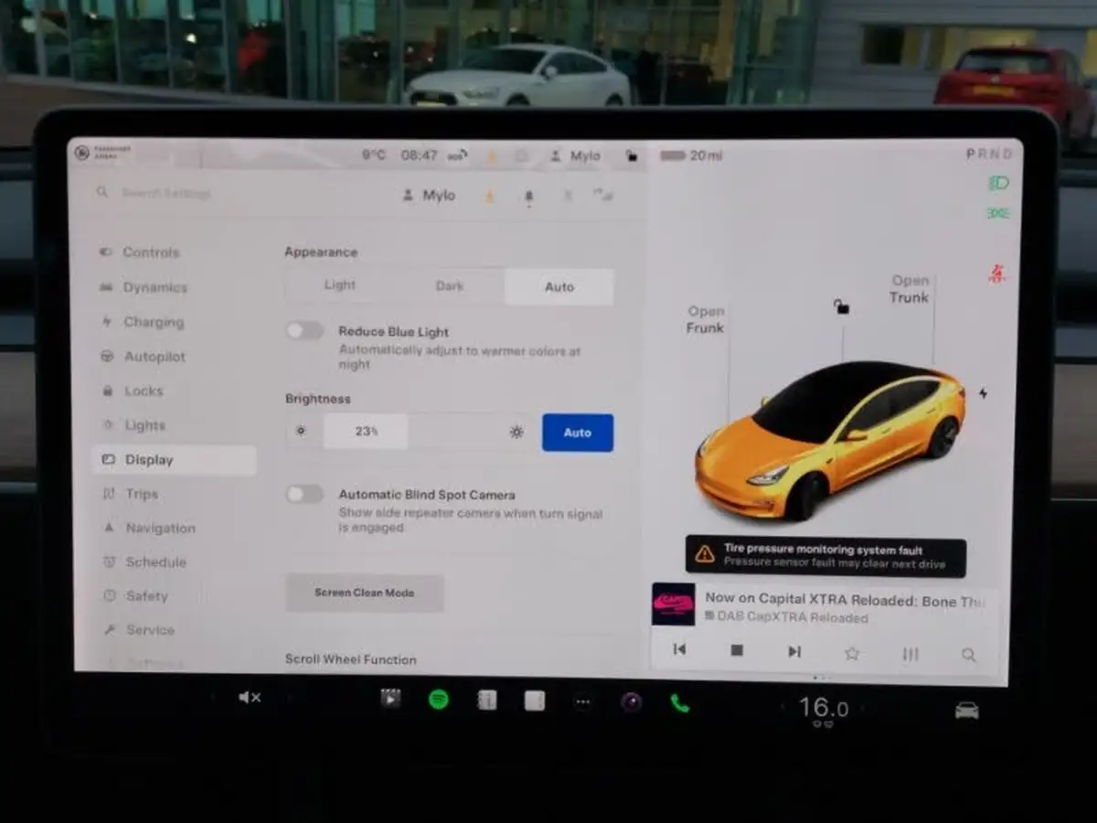 2021-tesla-model-3-e-long-range-awd-big-14