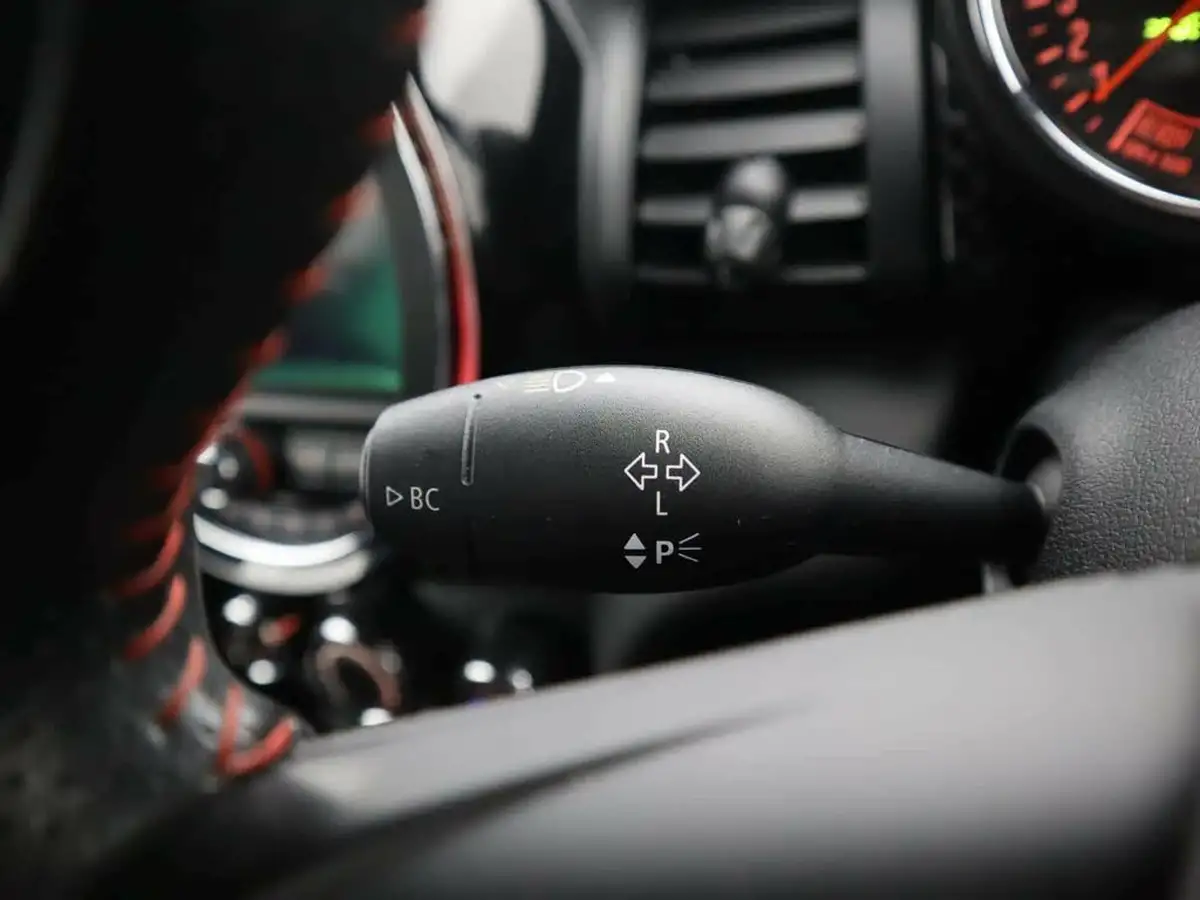 2019-mini-cooper-20-cooper-s-sport-189bhp-hatchback-3d-big-31