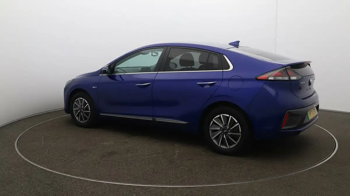 2021-hyundai-ioniq-e-premium-se-electric-100kw-big-29