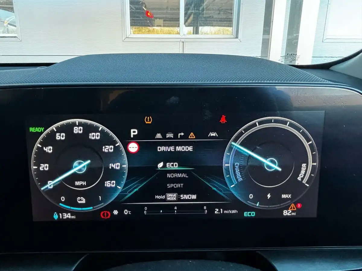 2024-kia-niro-ev-e-3-big-19