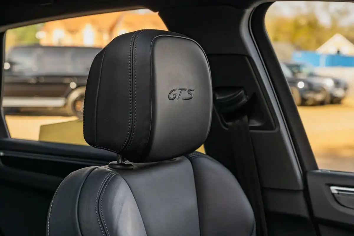 2022-porsche-macan-29-v6-gts-big-43