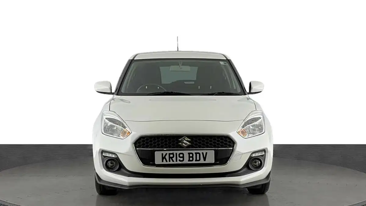 2019-suzuki-swift-12-dualjet-attitude-big-7
