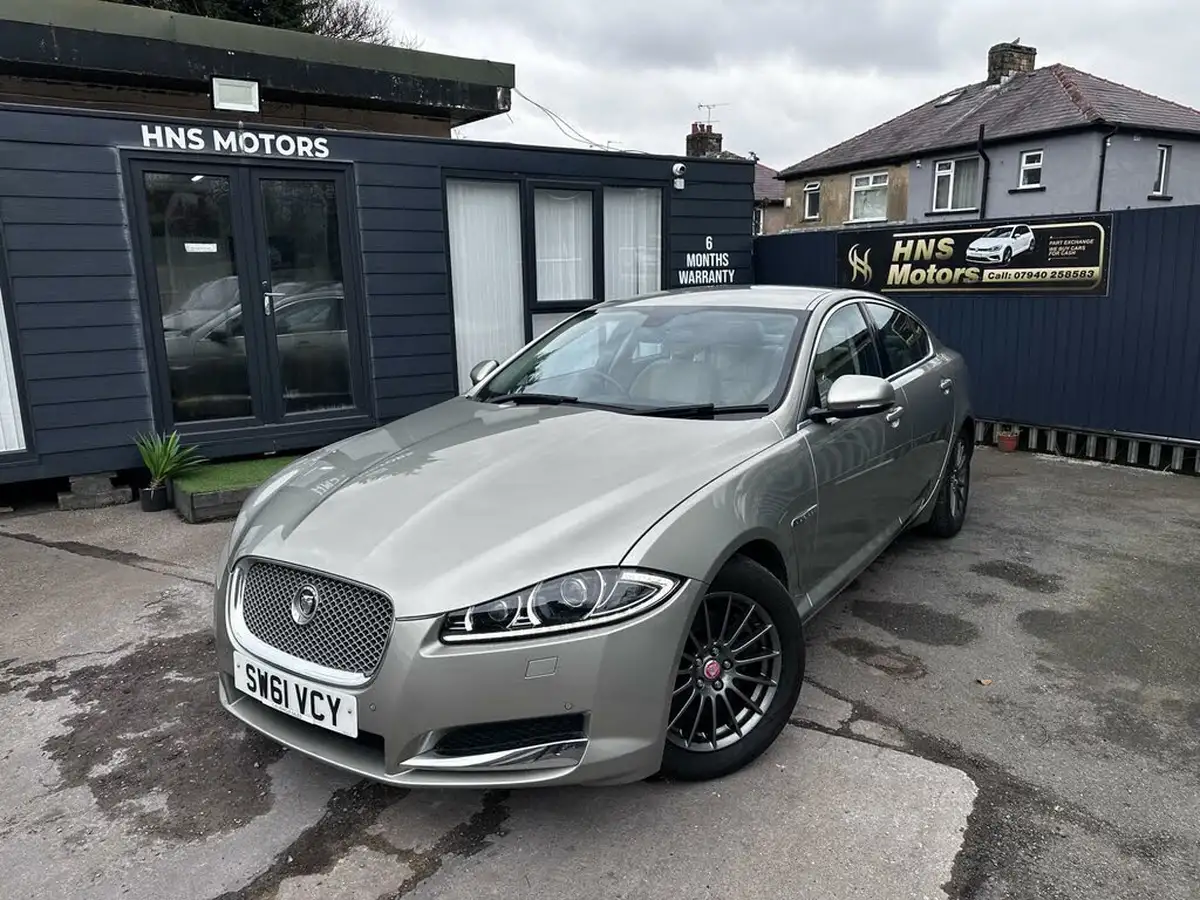 2012-jaguar-xf-22td-luxury-190ps-saloon-4d-auto-big-0