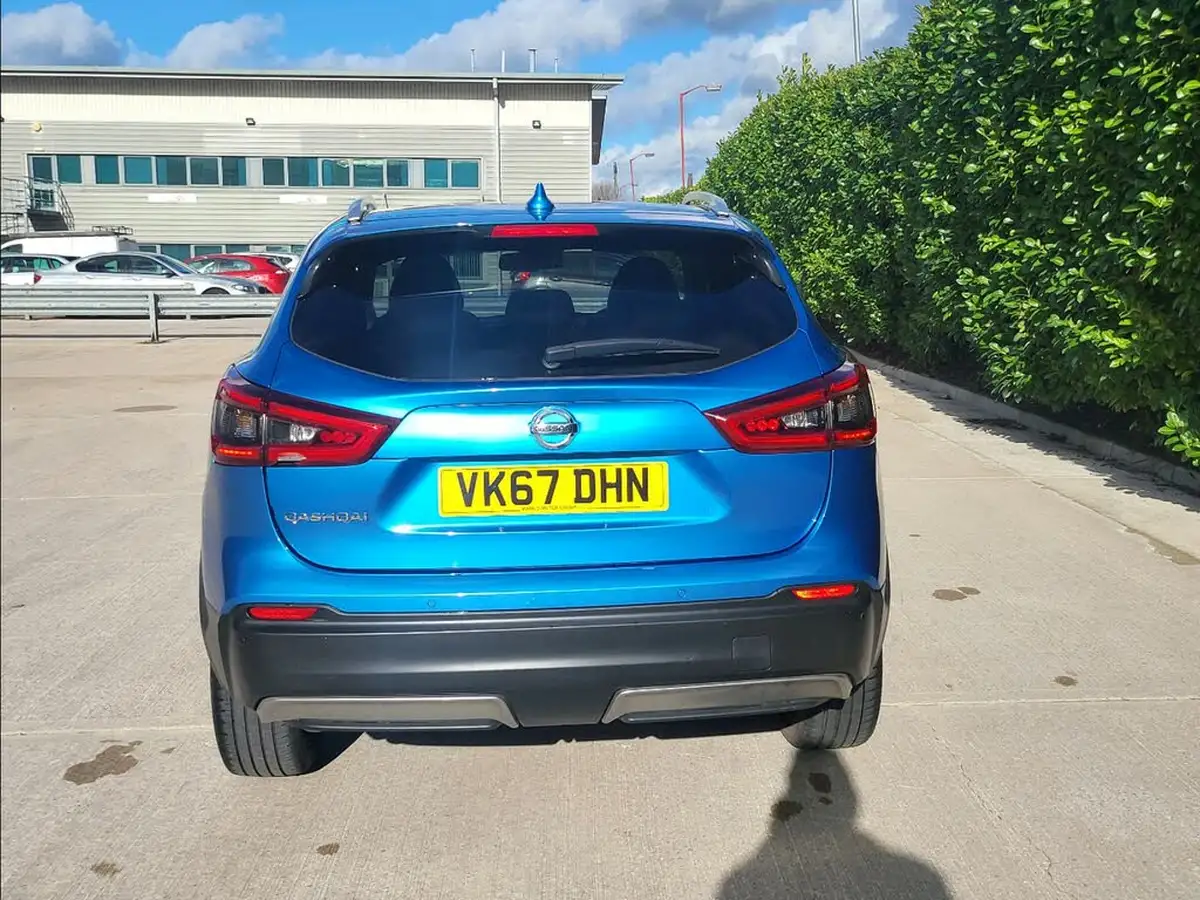 2017-nissan-qashqai-15dci-tekna-big-15