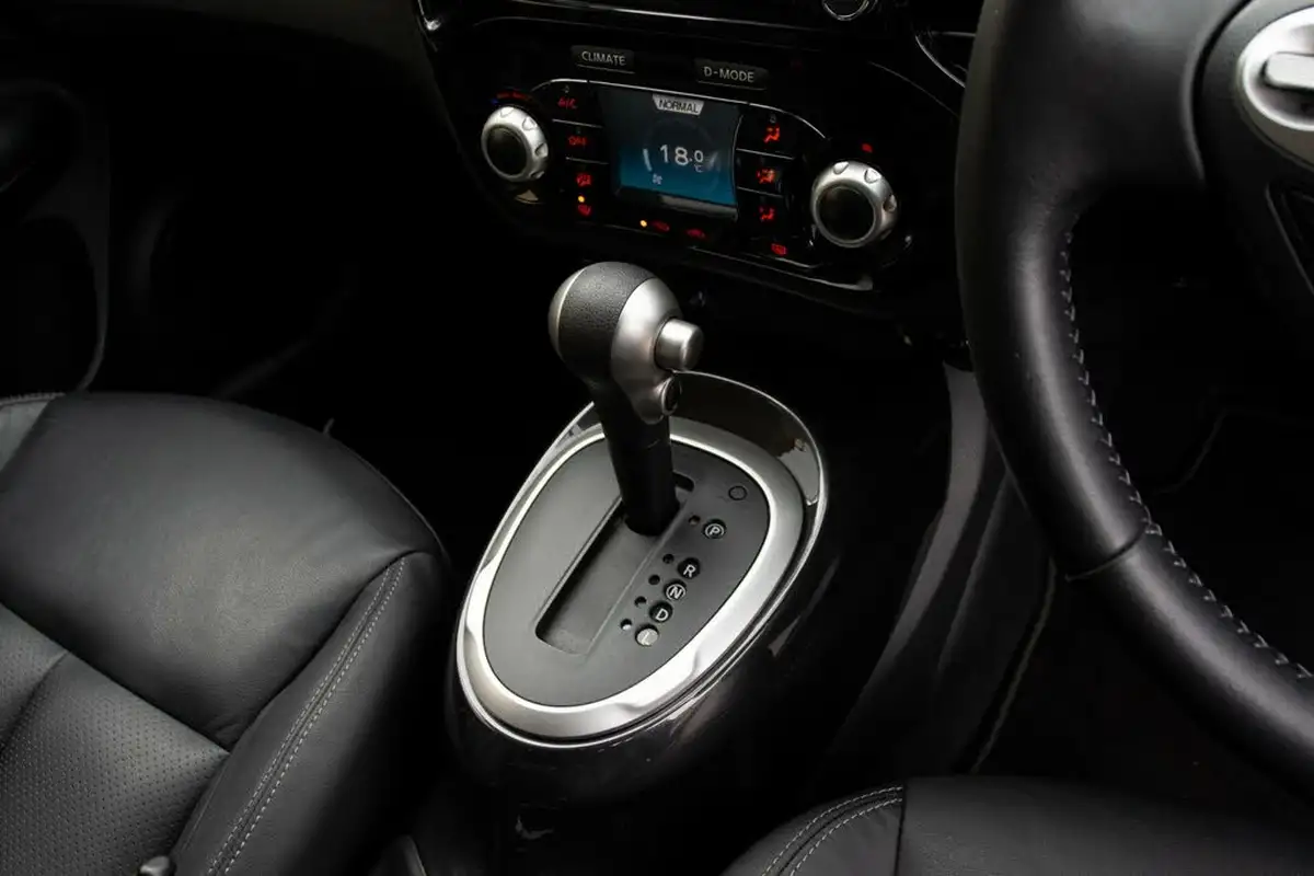 2019-nissan-juke-16-tekna-112ps-xtronic-cvt-big-32