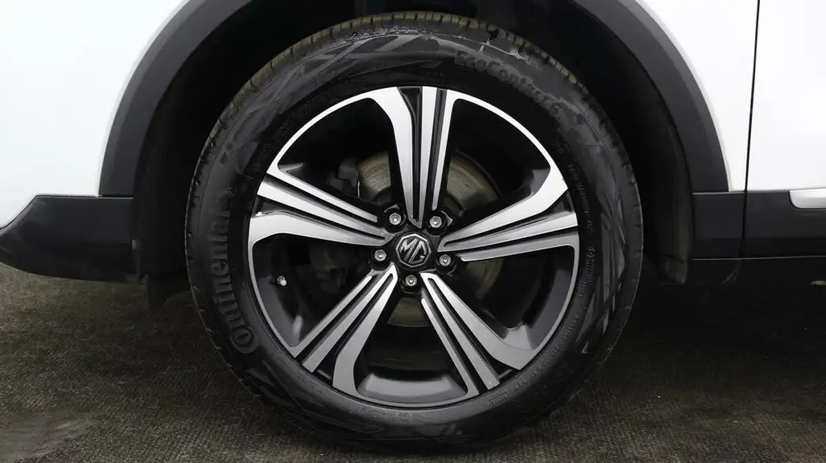 2022-mg-zs-suv-15-vti-tech-excite-big-17