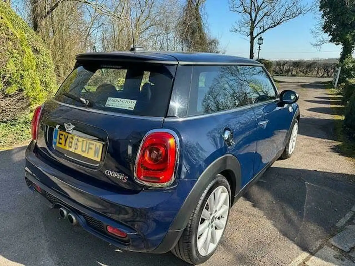 2016-mini-cooper-20-cooper-s-chili-ss-hatchback-3d-big-6