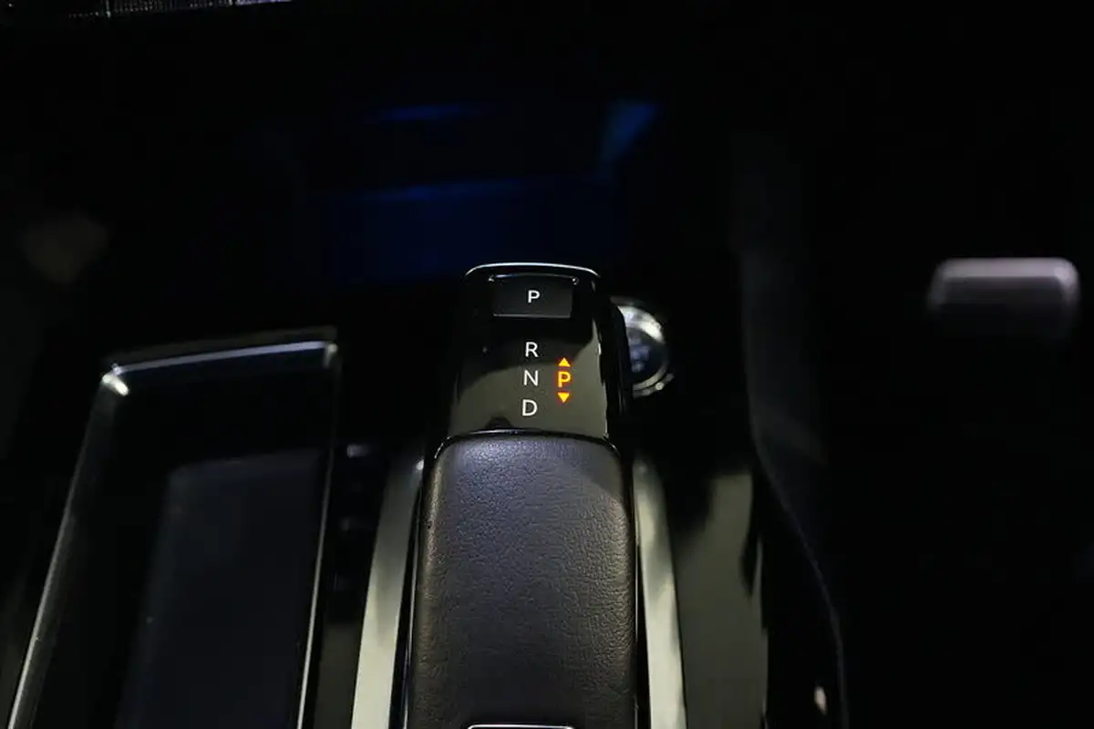 2021-peugeot-5008-suv-12-puretech-gt-eat8-big-49