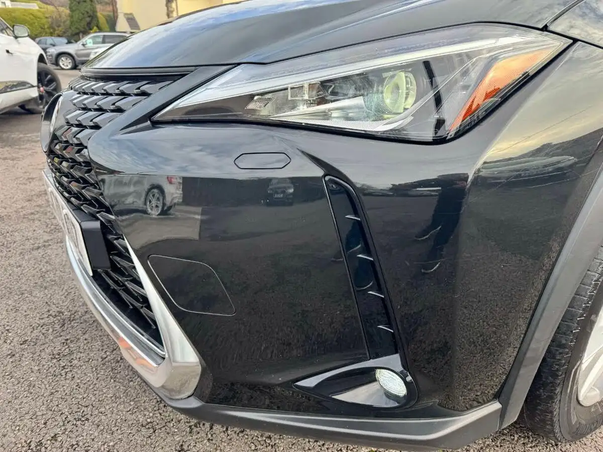 2020-lexus-ux-250h-20-ux-without-navigation-big-30