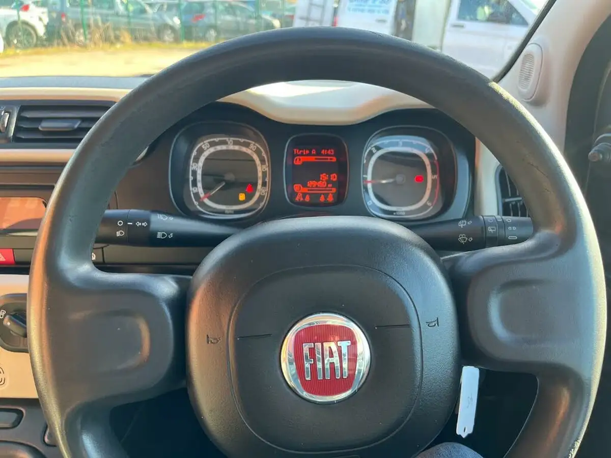 2014-fiat-panda-13td-easy-big-26