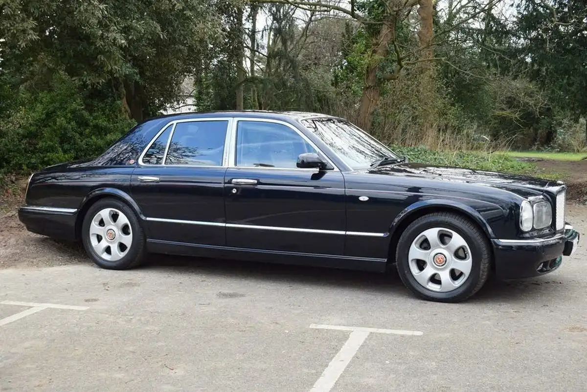 2000-bentley-arnage-68-red-label-big-55