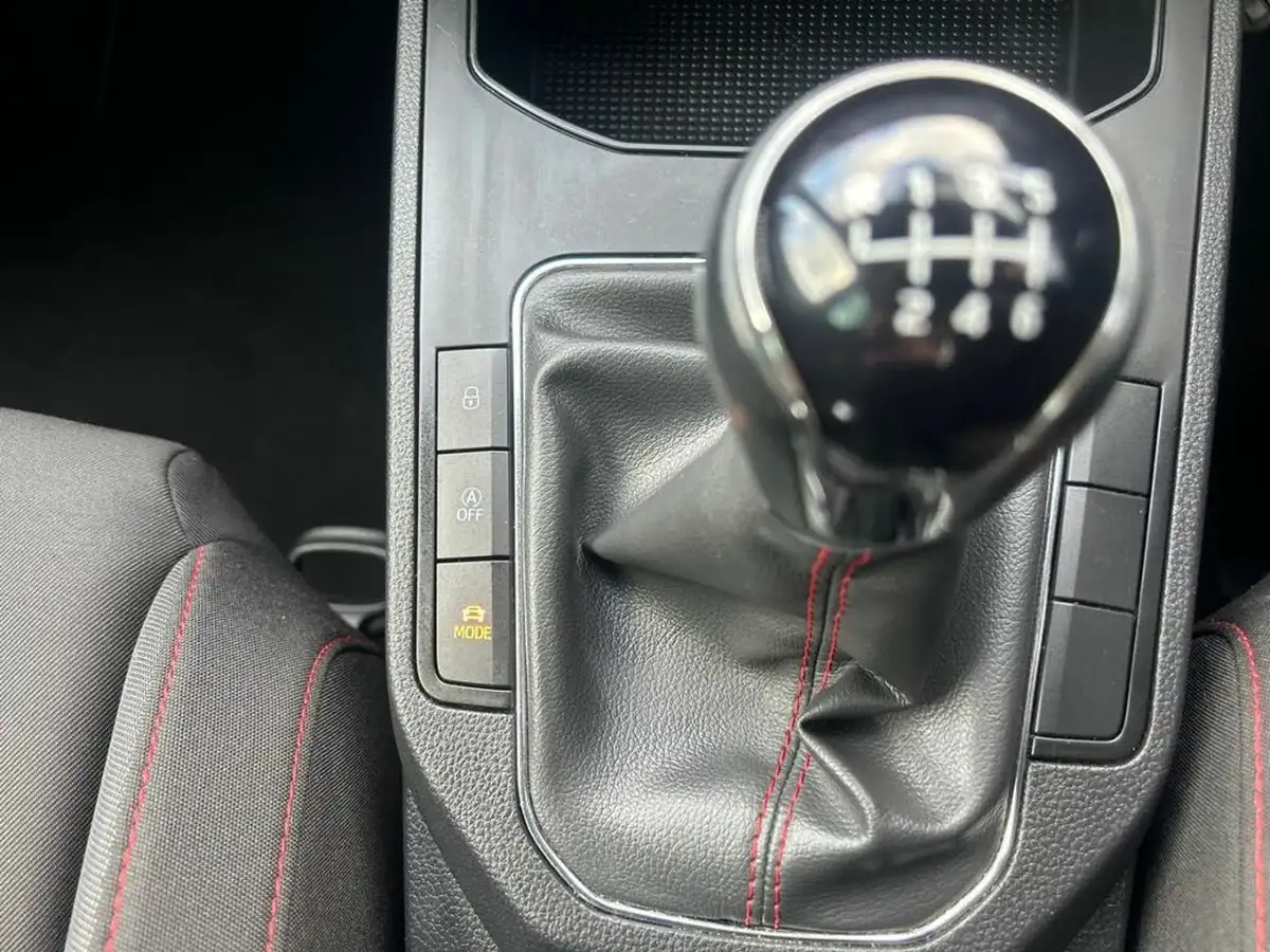 2019-seat-ibiza-10-tsi-fr-115ps-big-16