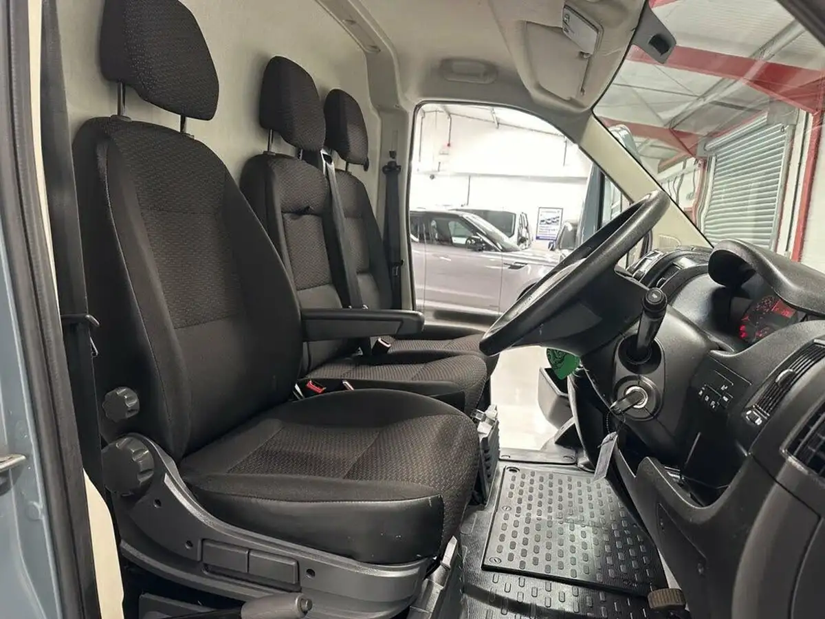 2022-vauxhall-movano-22cdti-l2-h1-prime-big-16
