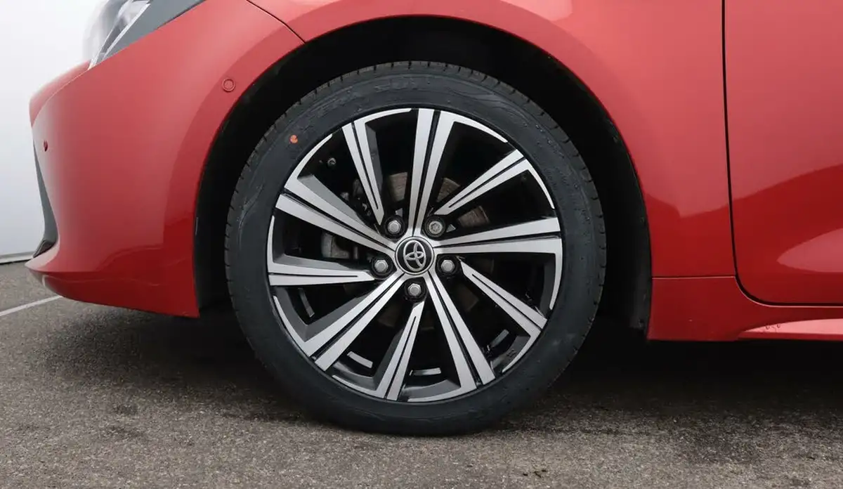 2021-toyota-corolla-18-vvt-i-design-spare-wheel-hatchback-5d-big-18