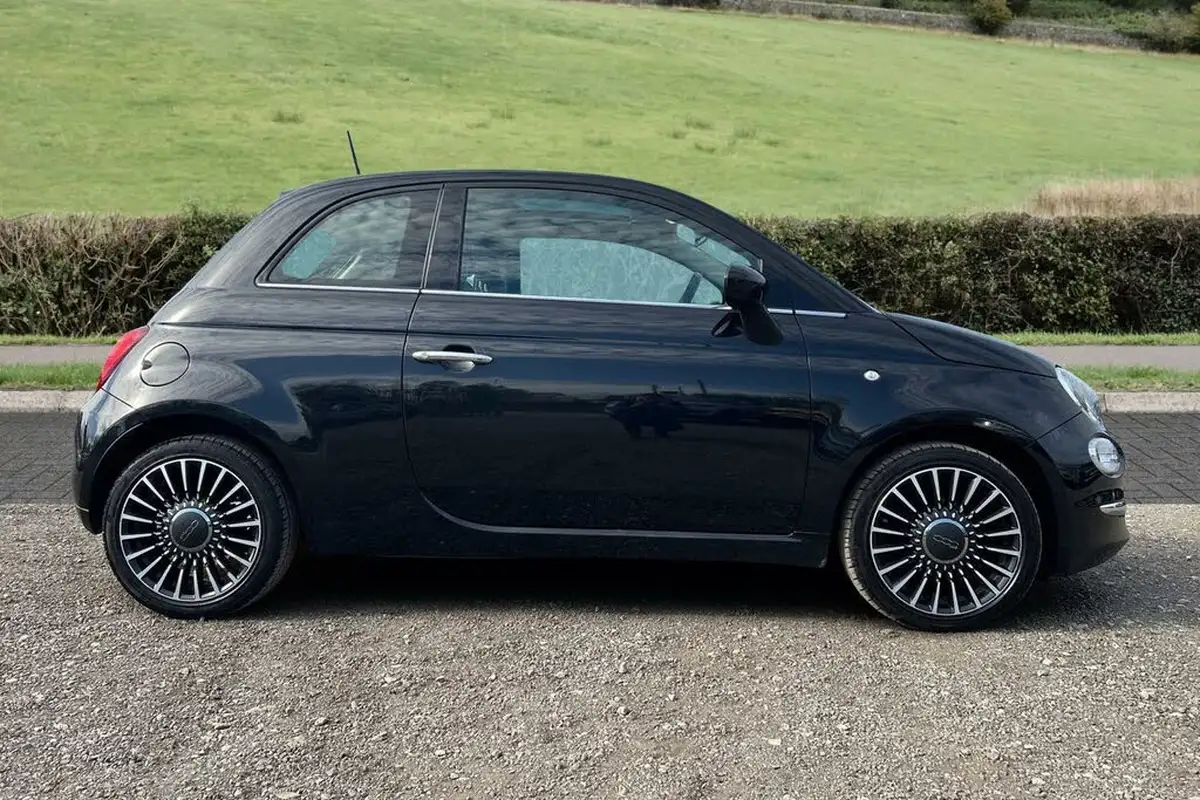 2016-fiat-500-12-lounge-big-3