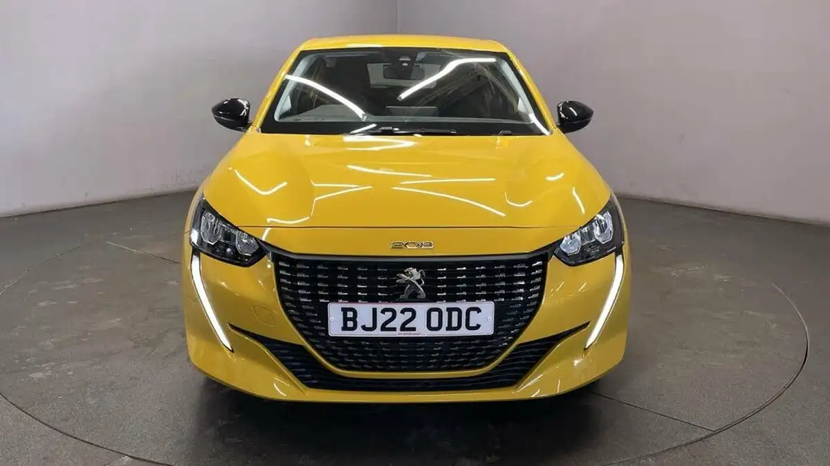 2022-peugeot-208-12-puretech-active-premium-75bhp-big-9
