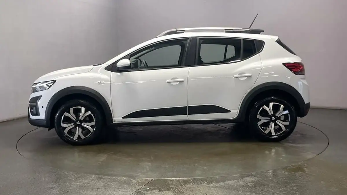 2022-dacia-sandero-stepway-10-tce-prestige-90bhp-big-4