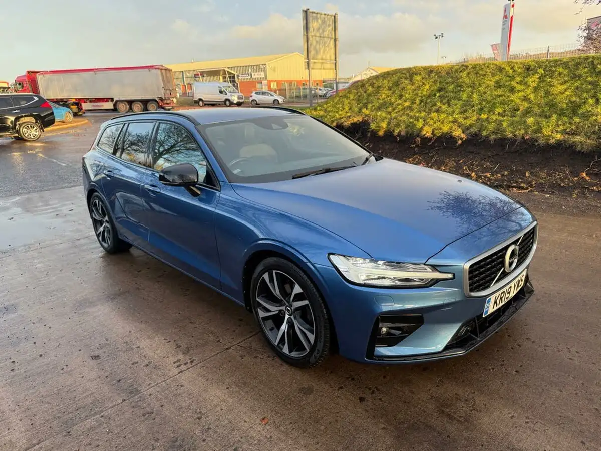 2019-volvo-v60-20td-d3-r-design-big-10