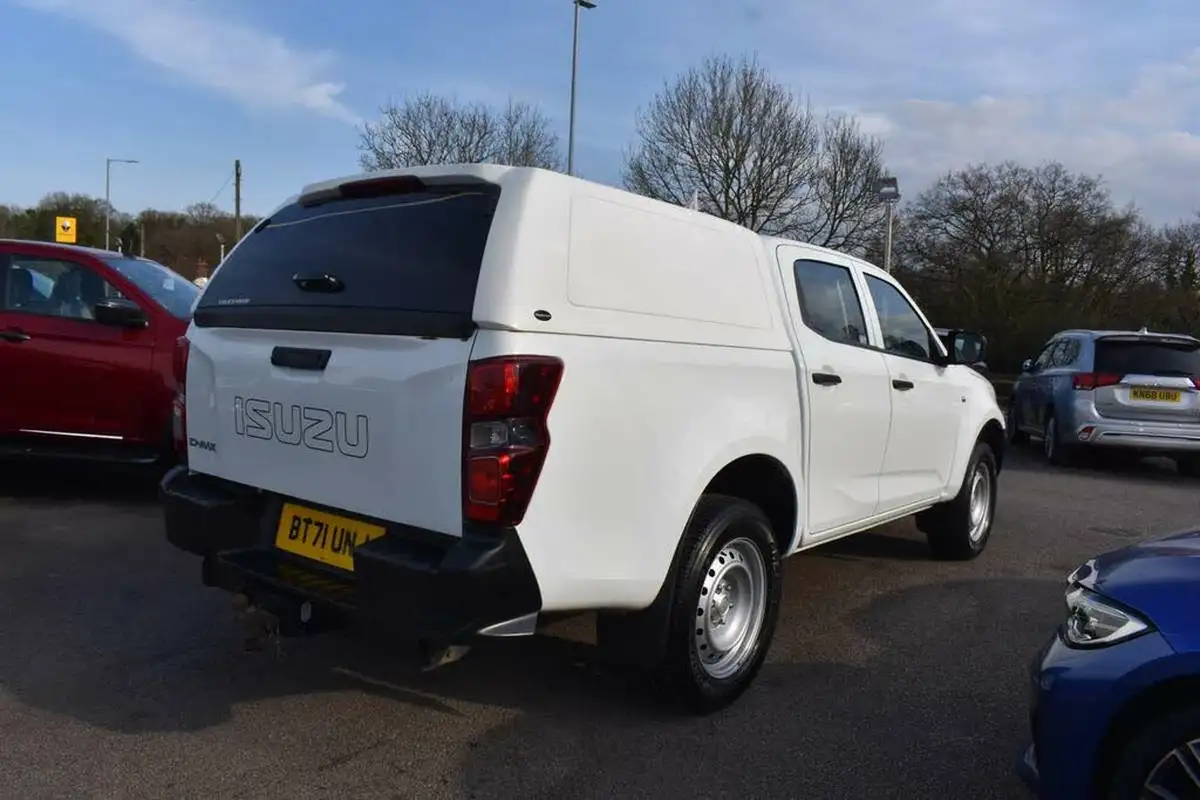 2021-isuzu-d-max-19td-utility-4x4-double-pickup-big-7