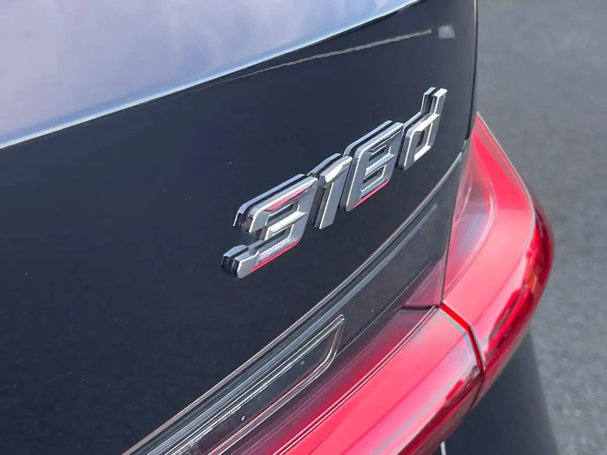 2020-bmw-3-series-20td-318d-se-mht-touring-5d-auto-big-32